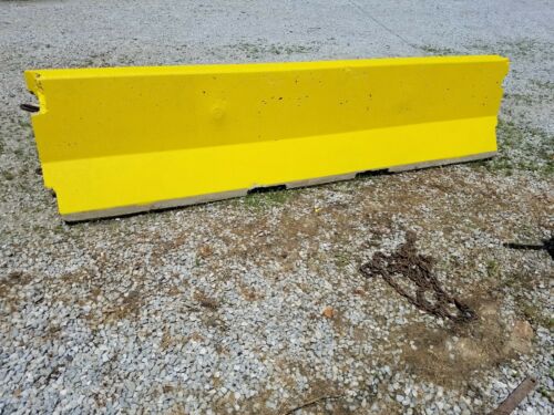 Painted High Visibility Used 12' Long Concrete Jersey Barriers Ohio