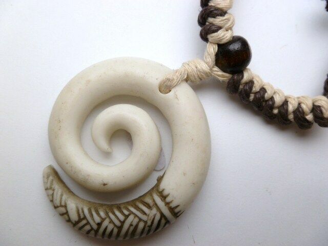 Hawaiian Jewelry Spiral Bone Carved Pendant Necklace/choker #30192-27 (qty 2)
