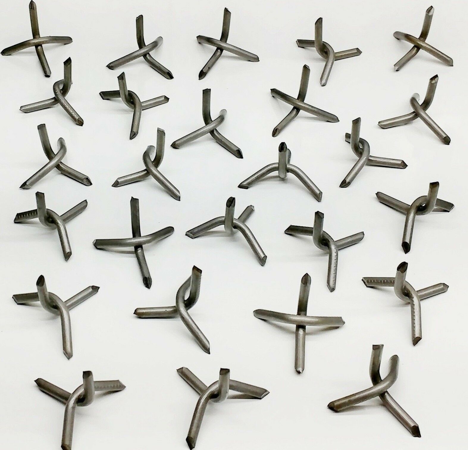 10 Small Caltrops - Road Tire Spikes Stars Immobilizers - 5 Colors - Heavy Steel