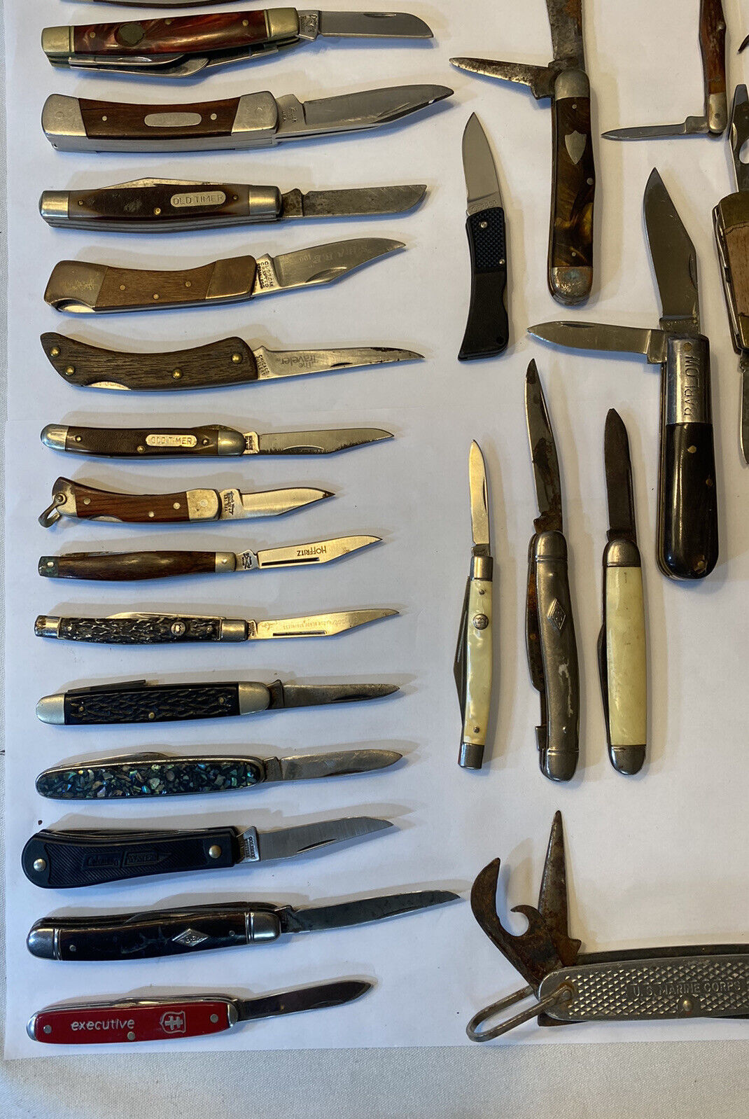 Large Lot 37 Pocket Knives -many Brands And Conditions Sold As Is. See Pictures